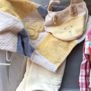 2 yellow blankets. Yellow rabbit bib.